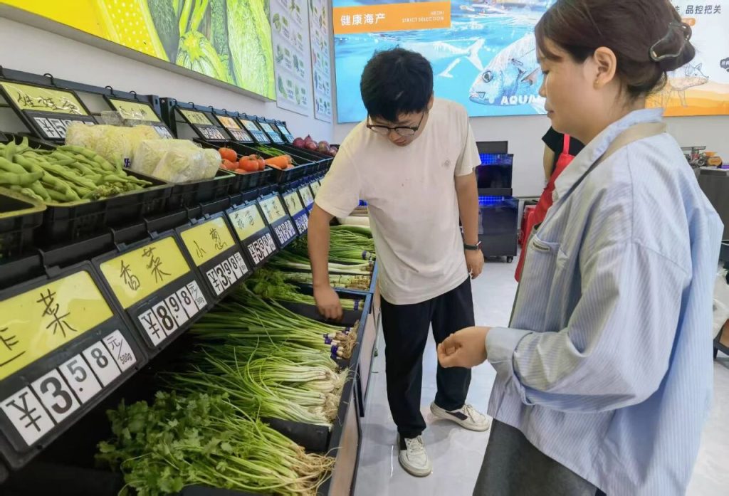 【90后猛将】三月破格擢升:店长李梦华的华陟晋升之路 微信图片 2025 10 23 152702 682